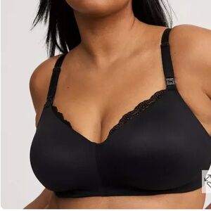 NEW Torrid Black Wireless Nursing Bra